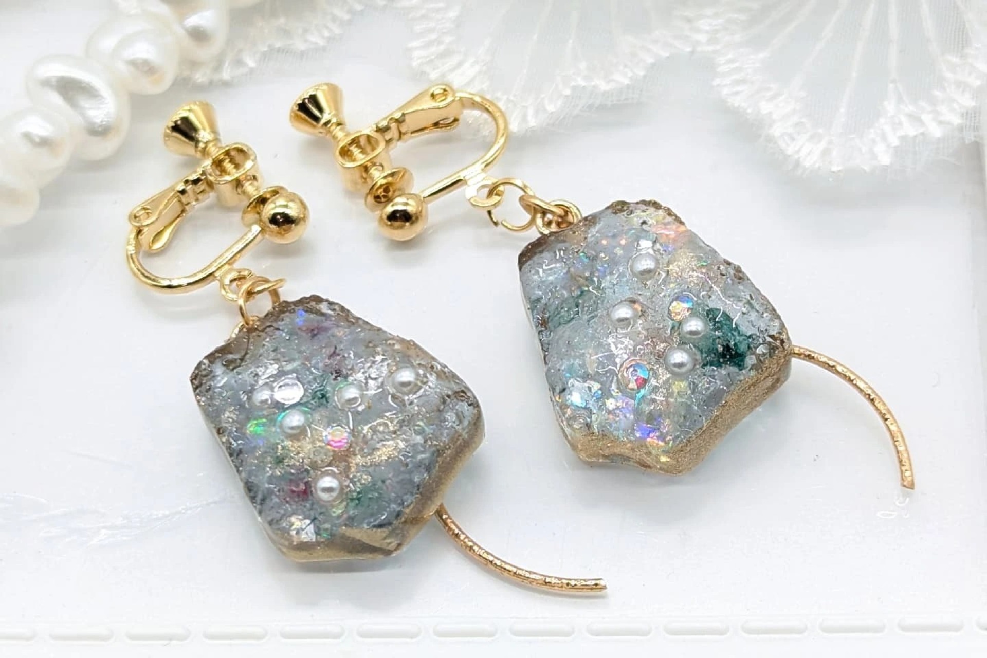 necklace-3663179_1920